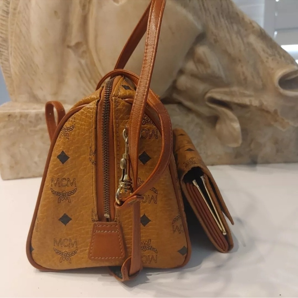 Authentic MCM Shoulder Bag With Wallet. #X4921 Vintage, Beautiful. - Picture 7 of 16